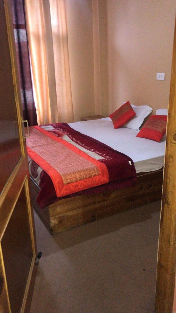 مايالي Hotel Kingston المظهر الخارجي الصورة